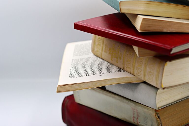 How to Build a Simple and Lasting Reading Habit